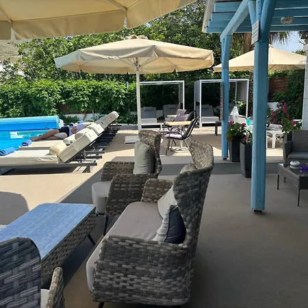 Apart Otel Katerina Páros