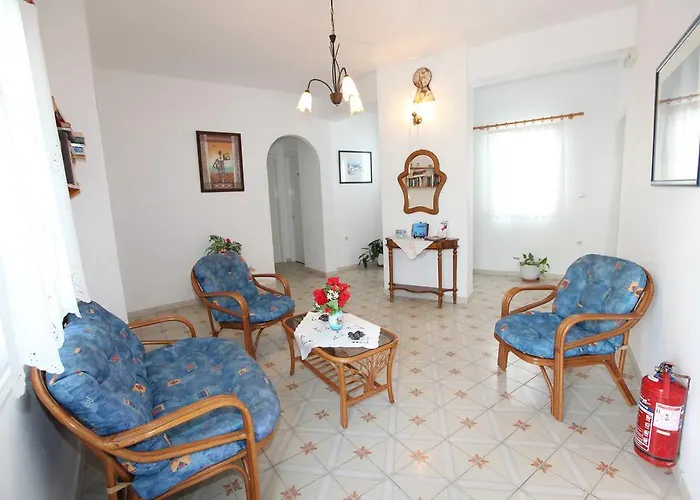 شقة فندقية Katerina 4*