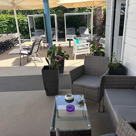 Katerina Aparthotel 4*